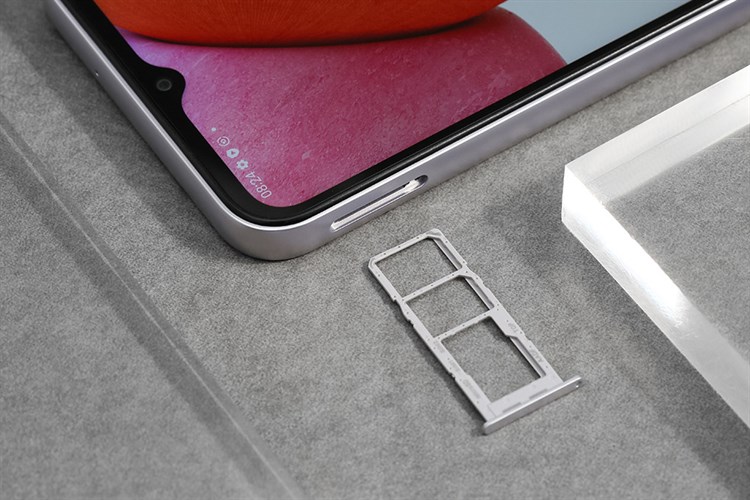 Điện thoại Samsung Galaxy A14 4GB Màu Bạc