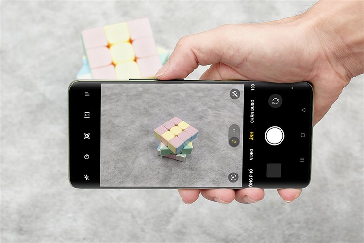 Điện thoại realme 11 Pro 5G Màu Xanh lá nhạt