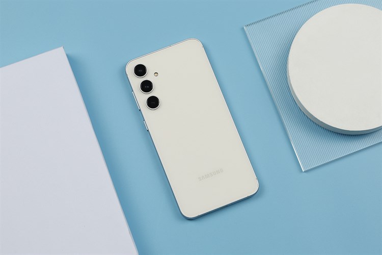 Điện thoại Samsung Galaxy S23 FE 5G 8GB/128GB Xanh mint/Trắng Màu Trắng