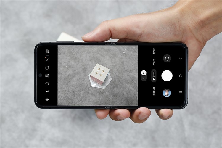 Điện thoại Samsung Galaxy Z Flip5 5G 8GB/512GB Màu Xám