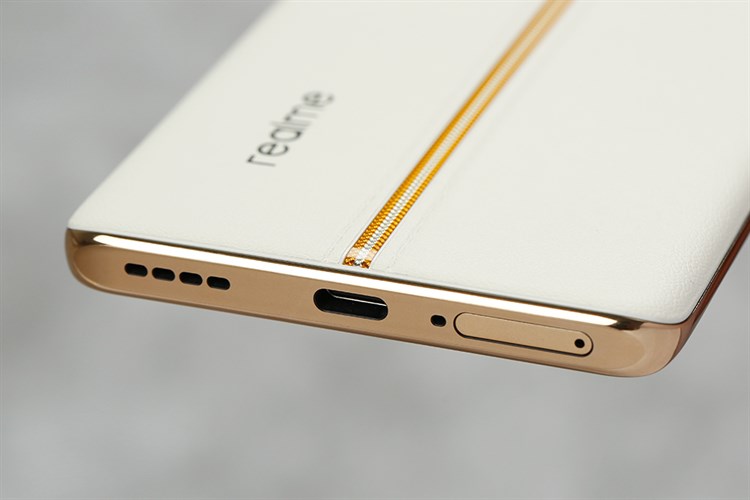 Điện thoại realme 11 Pro+ 5G 12GB/512GB Màu Trắng