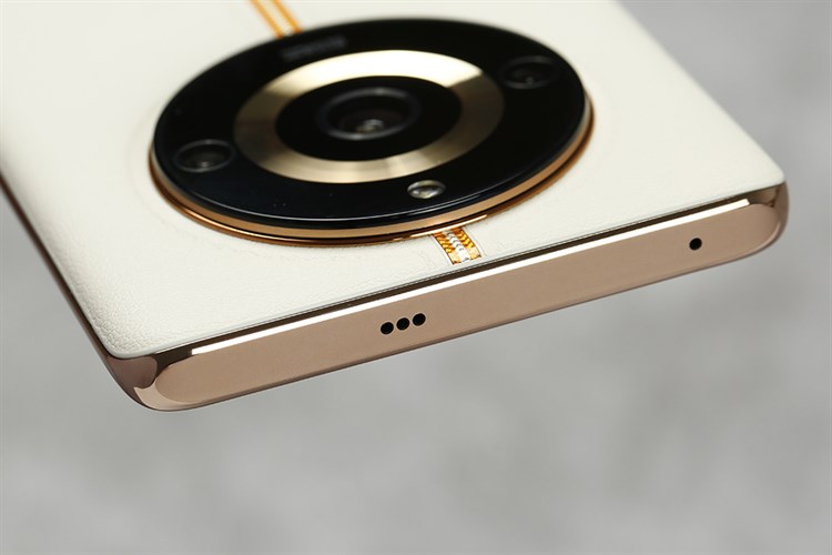 Điện thoại realme 11 Pro+ 5G 12GB/512GB Màu Trắng