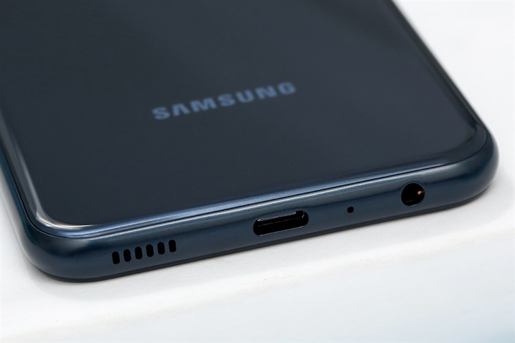 Điện thoại Samsung Galaxy M34 5G 8GB/128GB Màu Xanh Đậm