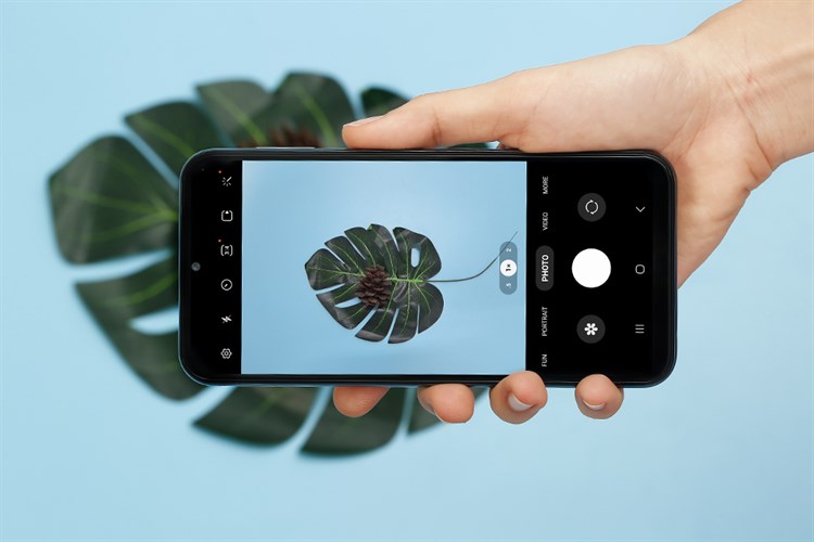 Điện thoại Samsung Galaxy M34 5G 8GB/128GB Màu Xanh nhạt