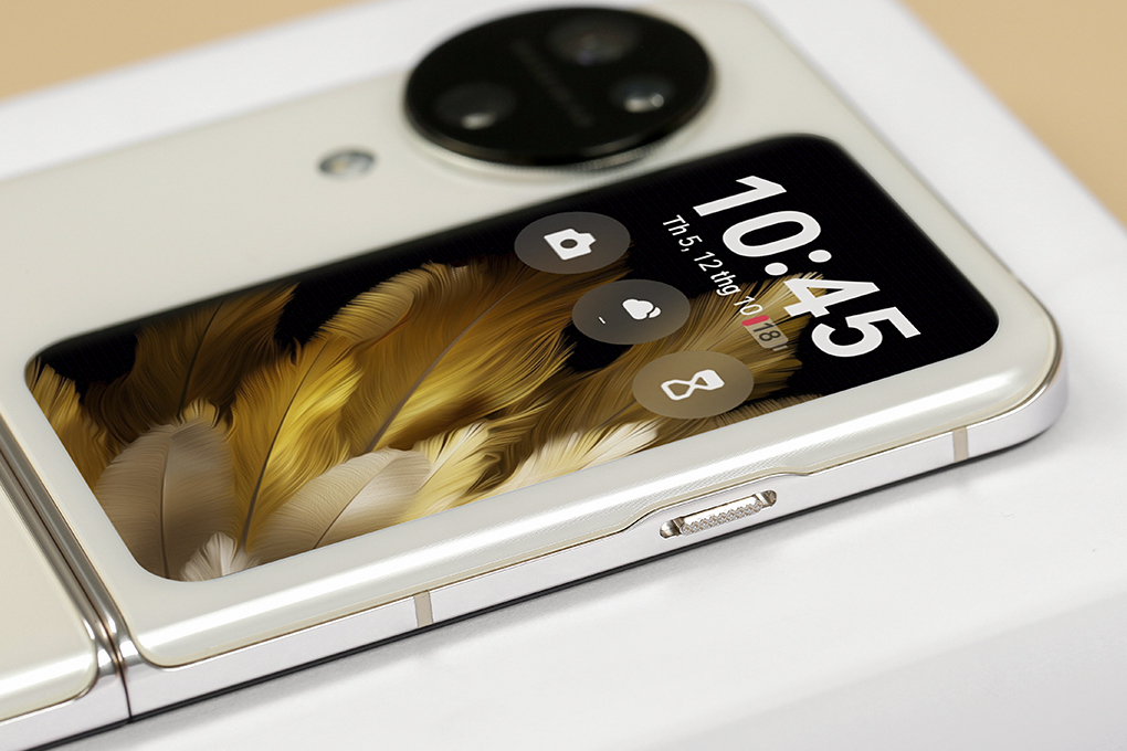 Điện thoại OPPO Find N3 Flip 5G 12GB/256GB Đen/Vàng đồng Màu Vàng đồng
