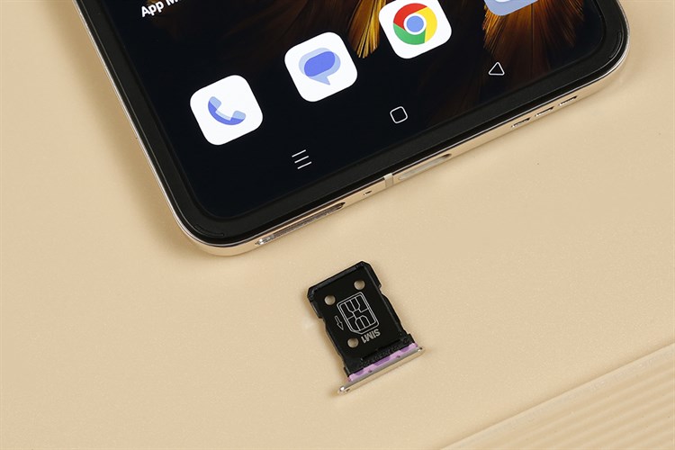 Điện thoại OPPO Find N3 Flip 5G 12GB/256GB Đen/Vàng đồng Màu Vàng đồng