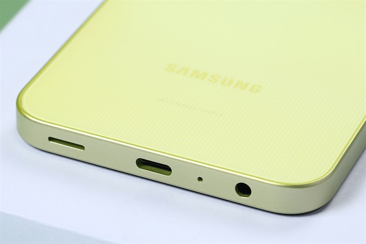 Điện thoại Samsung Galaxy A25 5G 6GB/128GB Màu Vàng