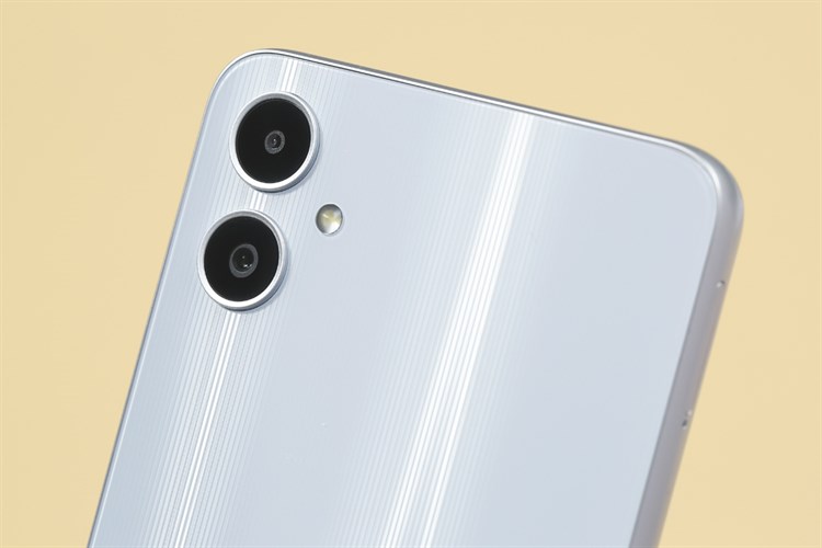 Điện thoại Samsung Galaxy A05 6GB/128GB Màu Bạc