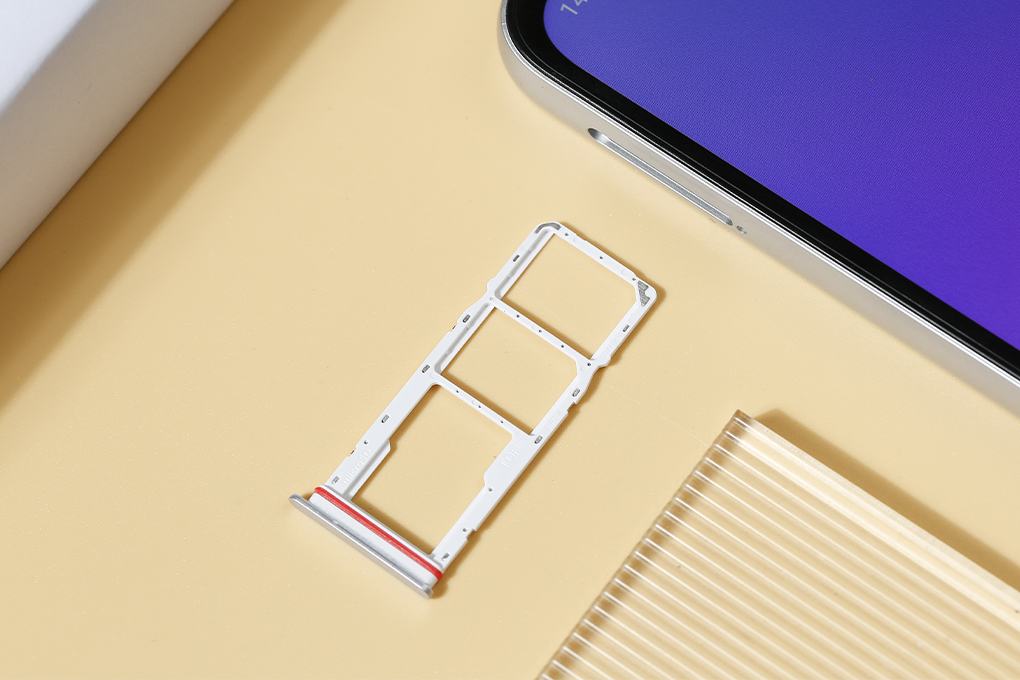Điện thoại Samsung Galaxy A05 6GB/128GB Màu Bạc