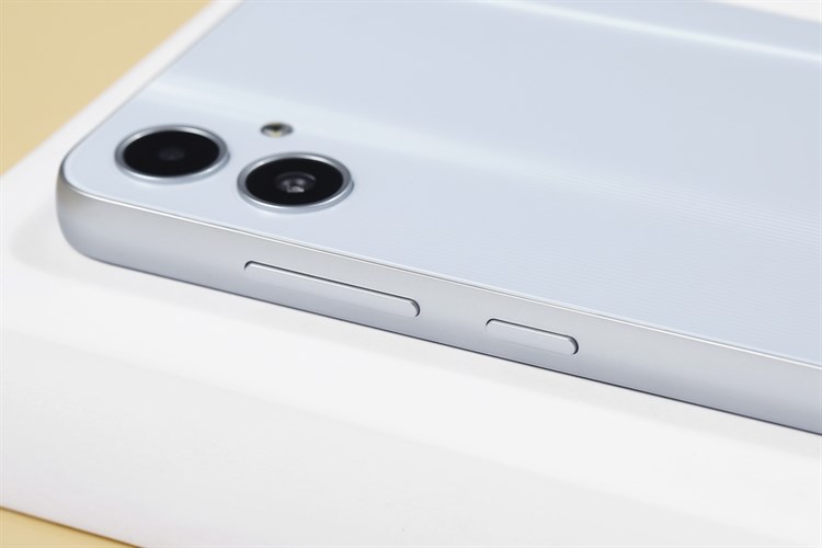 Điện thoại Samsung Galaxy A05 4GB/128GB Màu Bạc