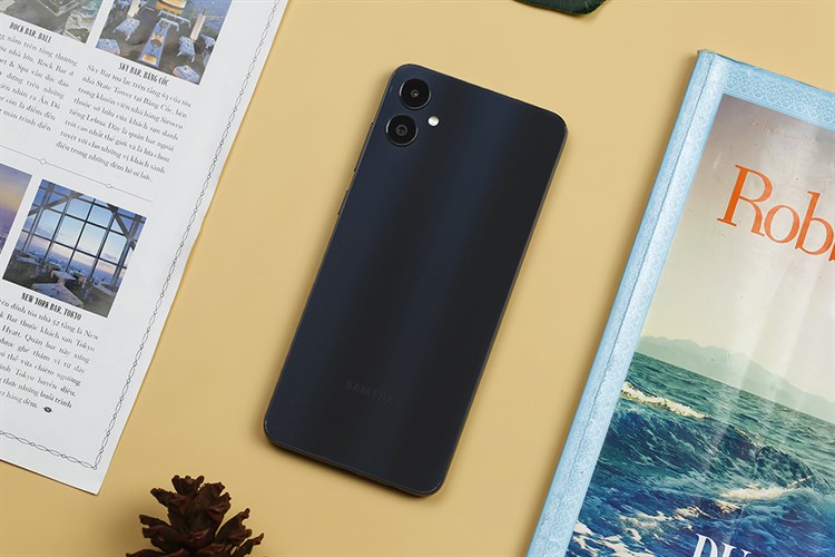 Điện thoại Samsung Galaxy A05 4GB/128GB Màu Đen