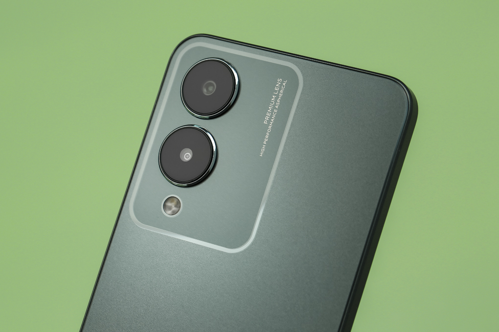 Camera - vivo Y17s