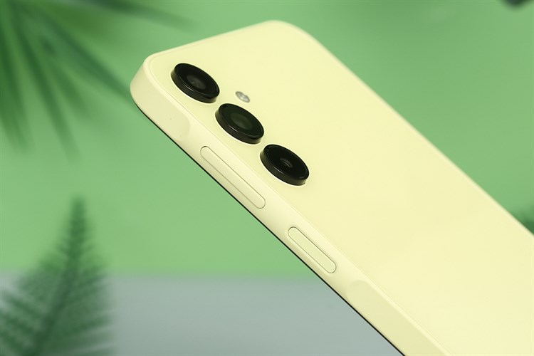 Điện thoại Samsung Galaxy A15 8GB/256GB Màu Vàng nhạt