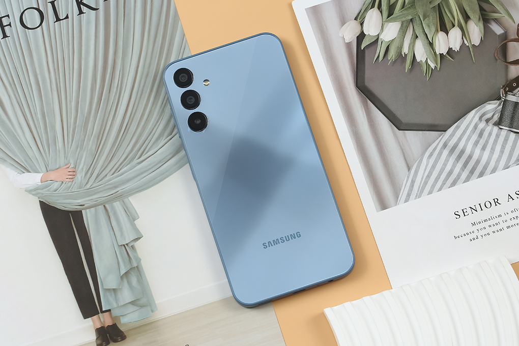 Điện thoại Samsung Galaxy A15 8GB/256GB Màu Xanh dương nhạt