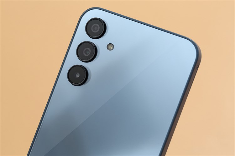 Điện thoại Samsung Galaxy A15 8GB/256GB Màu Xanh dương nhạt