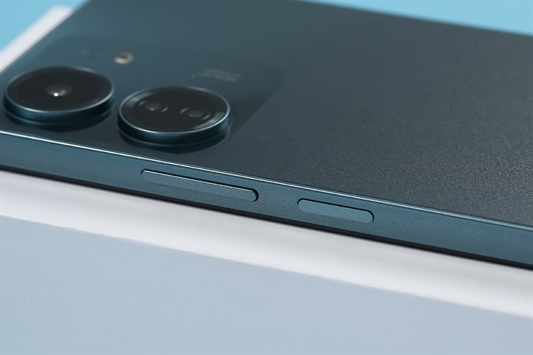 Điện thoại Xiaomi Redmi 13C 4GB/128GB Màu Đen - xanh dương