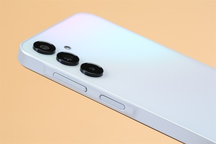 Điện thoại Samsung Galaxy A15 5G 8GB/256GB Màu Xanh dương nhạt