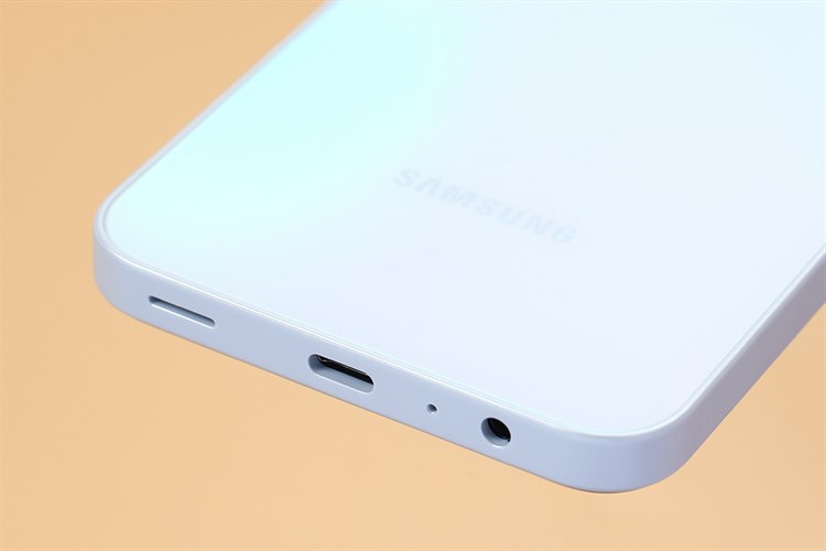 Điện thoại Samsung Galaxy A15 5G 8GB/256GB Màu Xanh dương nhạt