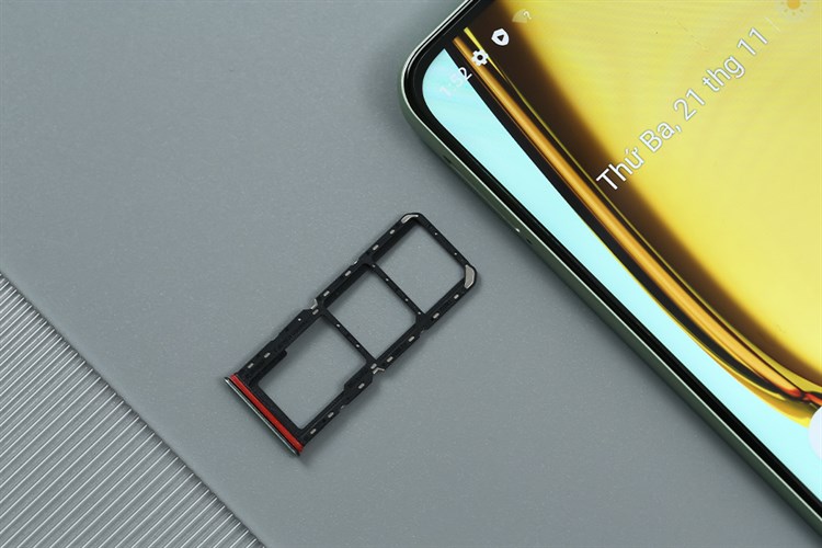 Điện thoại realme C67 8GB/128GB Màu Xanh ngọc