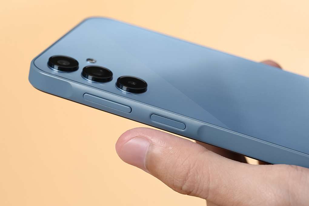 Điện thoại Samsung Galaxy A15 8GB/128GB Màu Xanh dương nhạt