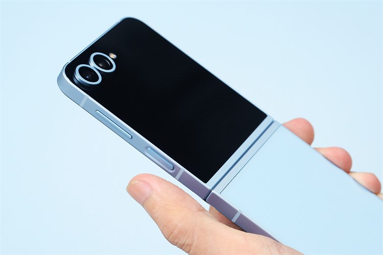 Điện thoại Samsung Galaxy Z Flip6 5G 12GB/256GB Màu Xanh Dương