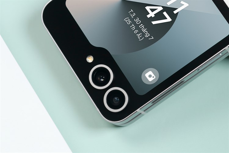 Điện thoại Samsung Galaxy Z Flip6 5G 12GB/512GB Màu Xám