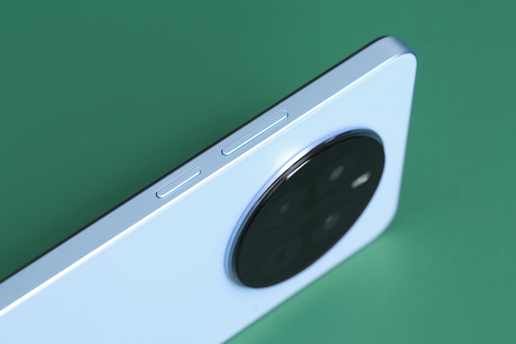 Điện thoại realme 12 8GB/512GB Màu Xanh da trời