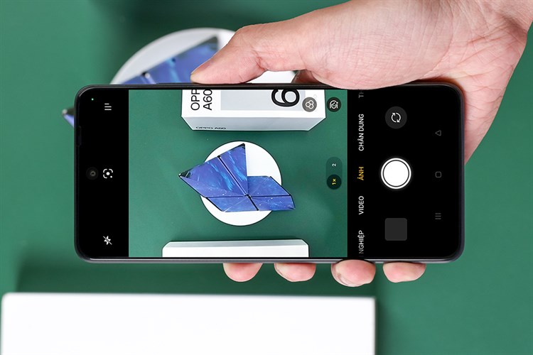 Điện thoại OPPO A60 8GB/128GB Màu Đen - Tím