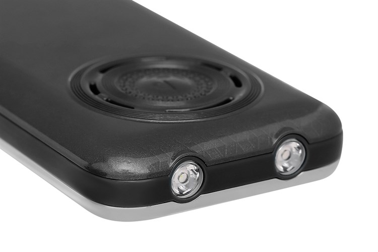 Điện thoại Masstel Fami 50 4G Màu Đen