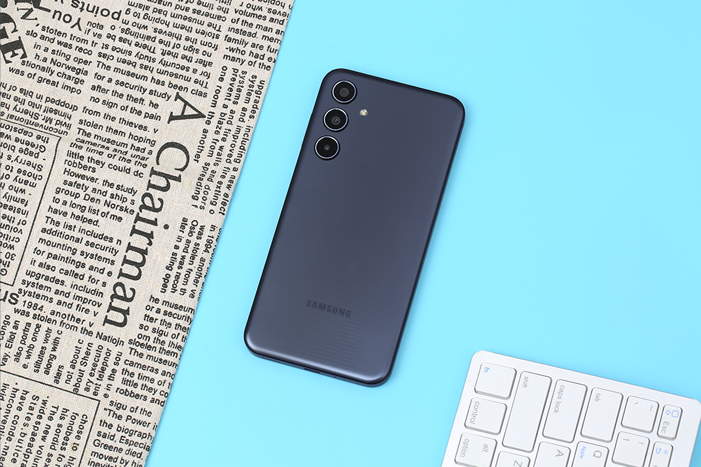 Điện thoại Samsung Galaxy M35 5G 8GB/256GB Màu Xanh Đậm