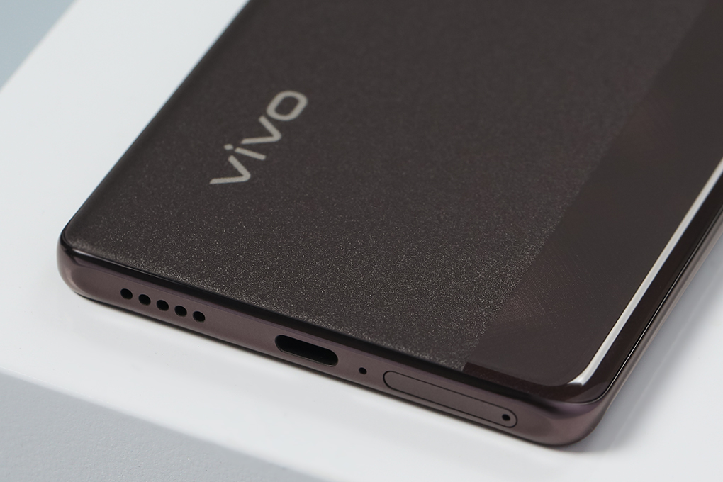 Điện thoại vivo V30e 5G 8GB/256GB Nâu - 8