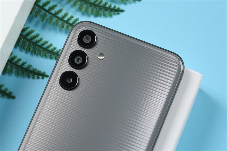 Điện thoại Samsung Galaxy M15 5G 4GB/128GB Màu Xám