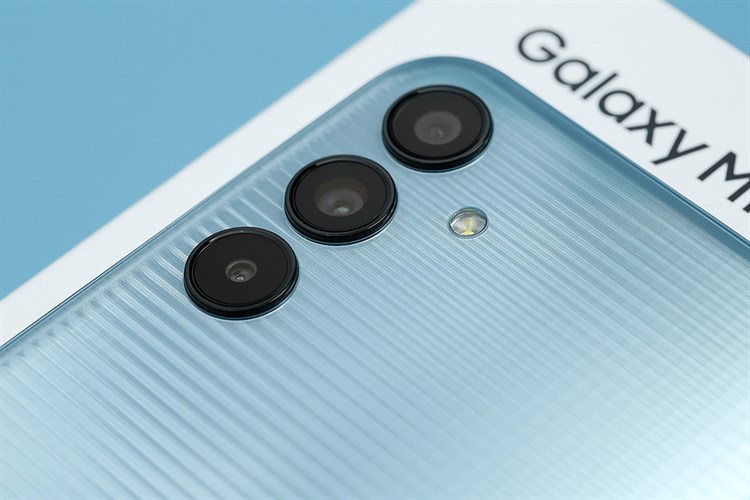 Điện thoại Samsung Galaxy M15 5G 4GB/128GB Màu Xanh nhạt