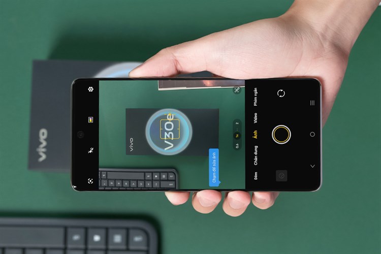 Điện thoại vivo V30e 5G 12GB/256GB Màu Trắng