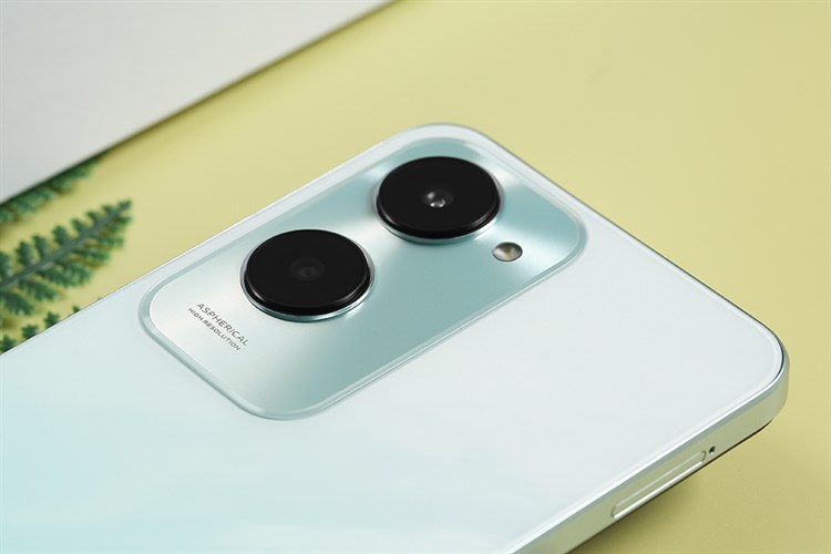 Điện thoại vivo Y18S 6GB/128GB Màu Trắng - Xanh