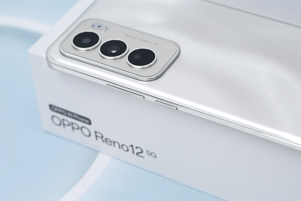 Điện thoại OPPO Reno12 5G 12GB/256GB Màu Bạc