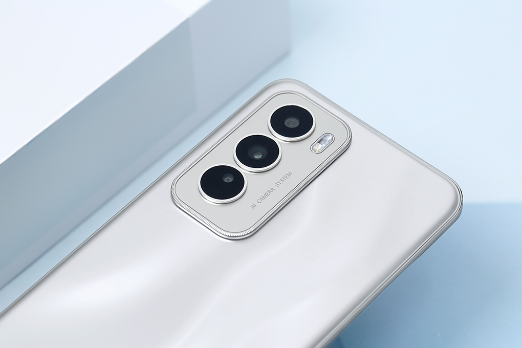 Điện thoại OPPO Reno12 5G 12GB/512GB Màu Bạc