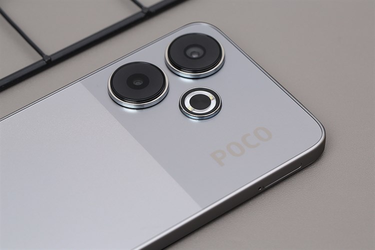 Điện thoại Xiaomi POCO M6 6GB/128GB Màu Bạc