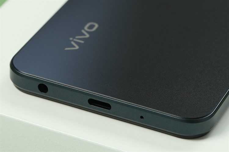 Điện thoại vivo Y03T 4GB/64GB Màu Đen