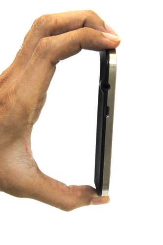 Điện thoại BlackBerry Bold Touch 9900