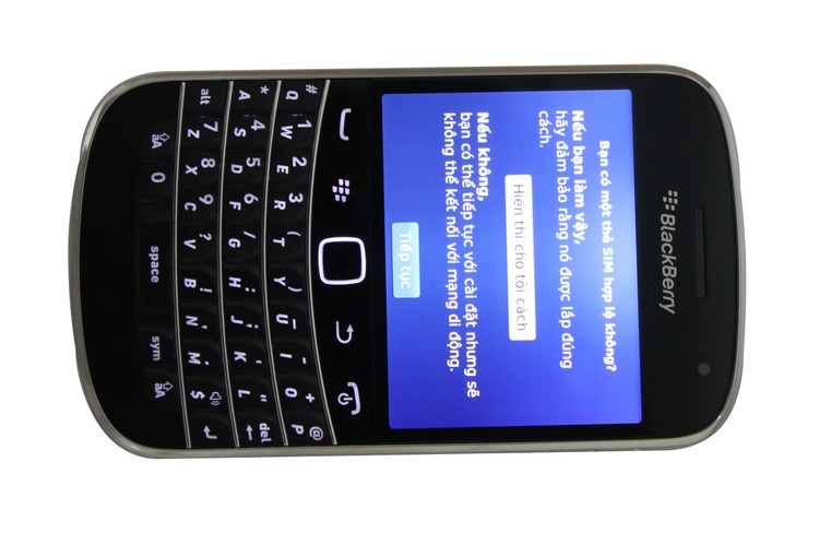 Điện thoại BlackBerry Bold Touch 9900