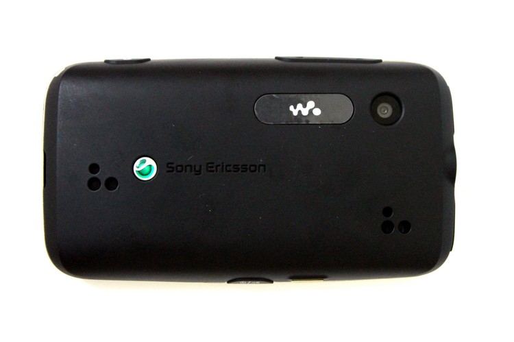 Điện thoại Sony Ericsson Mix Walkman WT13i