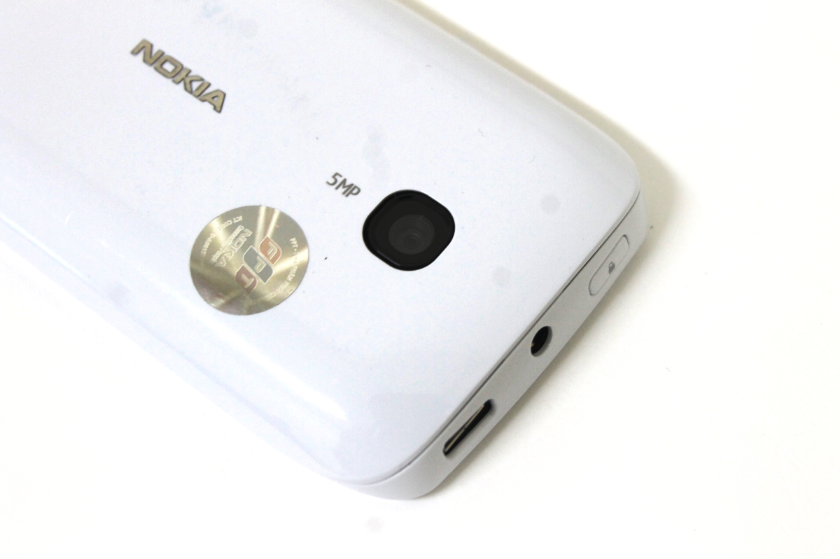 Điện thoại Nokia 603