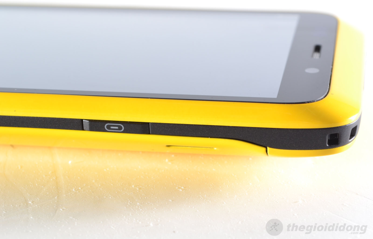 Điện thoại Ktouch W700