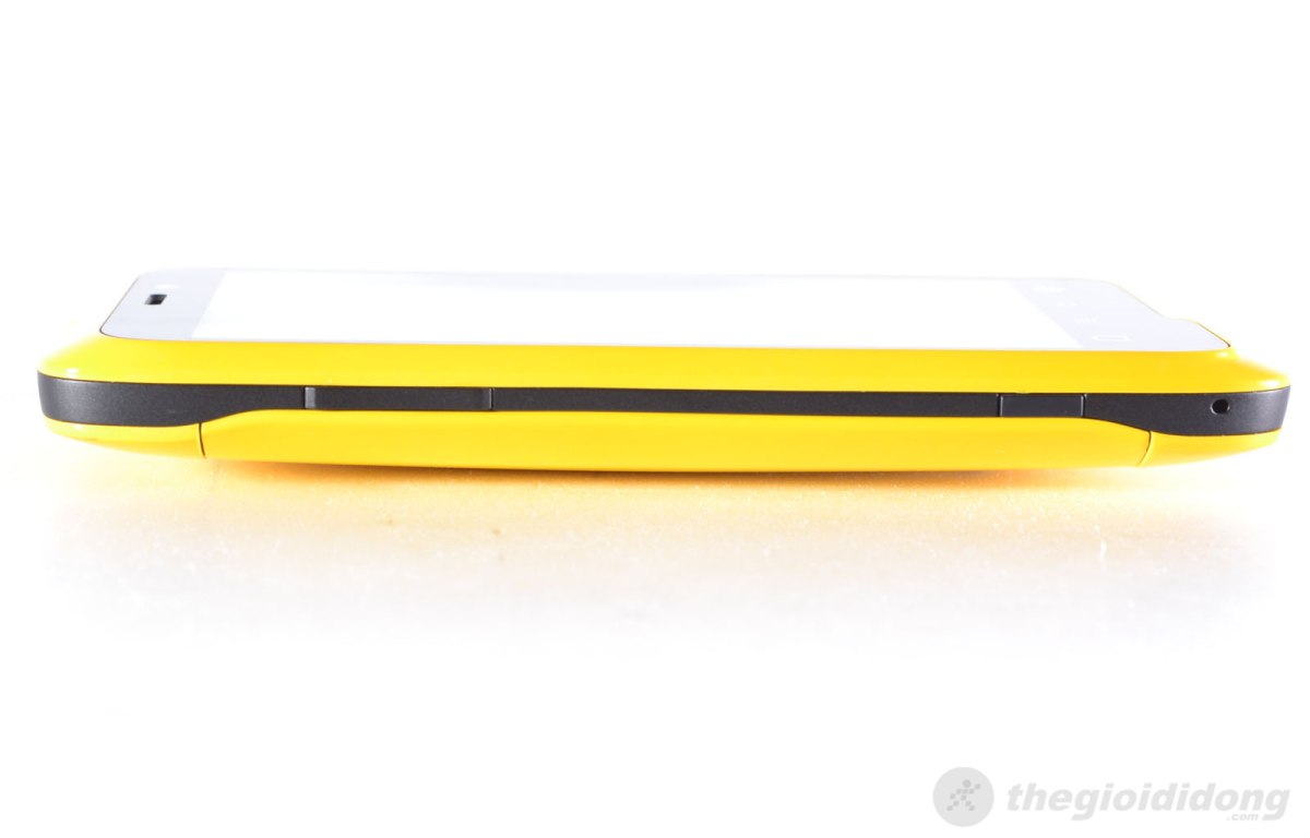 Điện thoại Ktouch W700