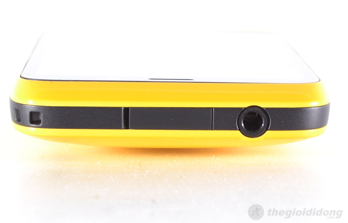 Điện thoại Ktouch W700