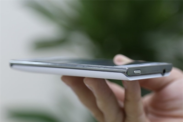 Điện thoại LG Optimus L5 E612