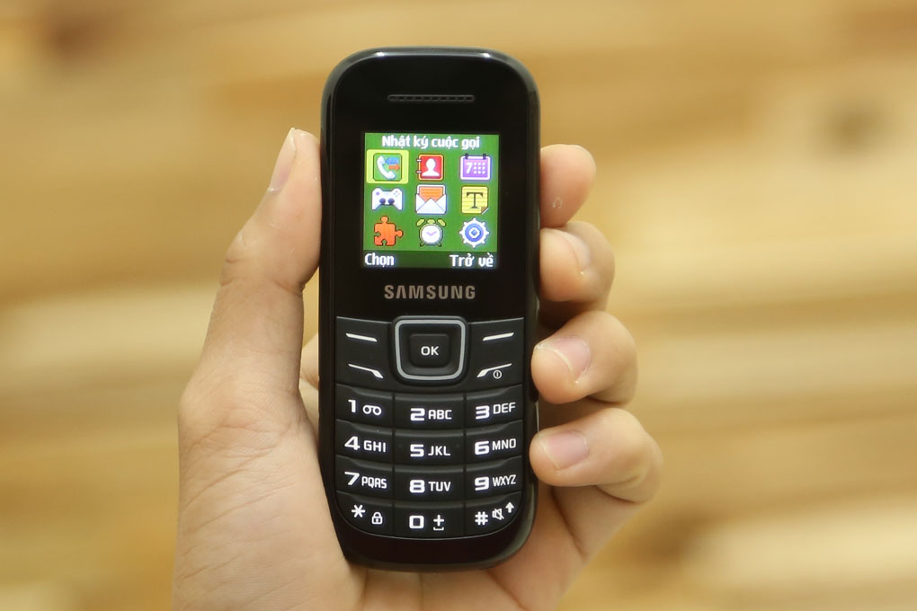 Điện thoại Samsung E1200