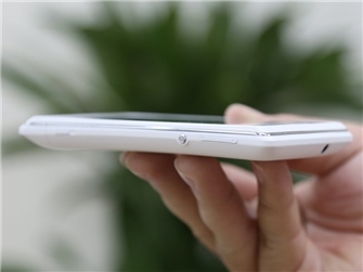 Điện thoại Sony Xperia E