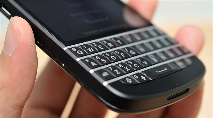 Điện thoại BlackBerry Q10